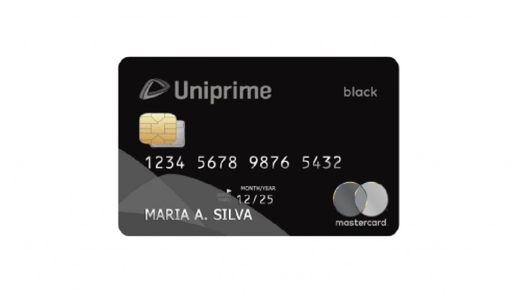 Cartão Uniprime Black com fundo branco