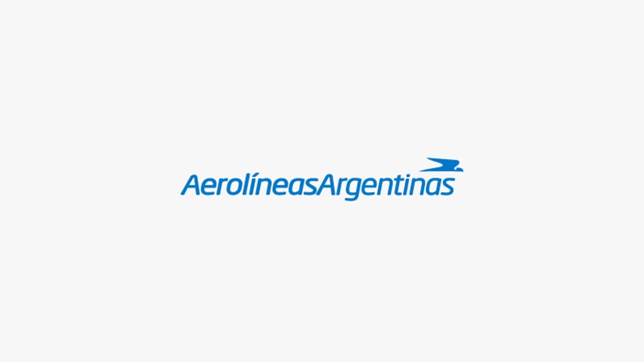Aerolíneas Argentinas com fundo branco